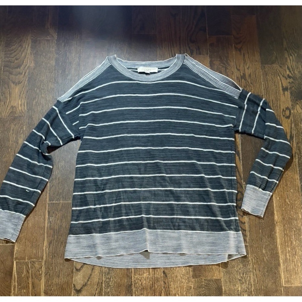 Loft Womens Gray White Striped Cold Shoulder Knit Sweater Size S Cotton Blend